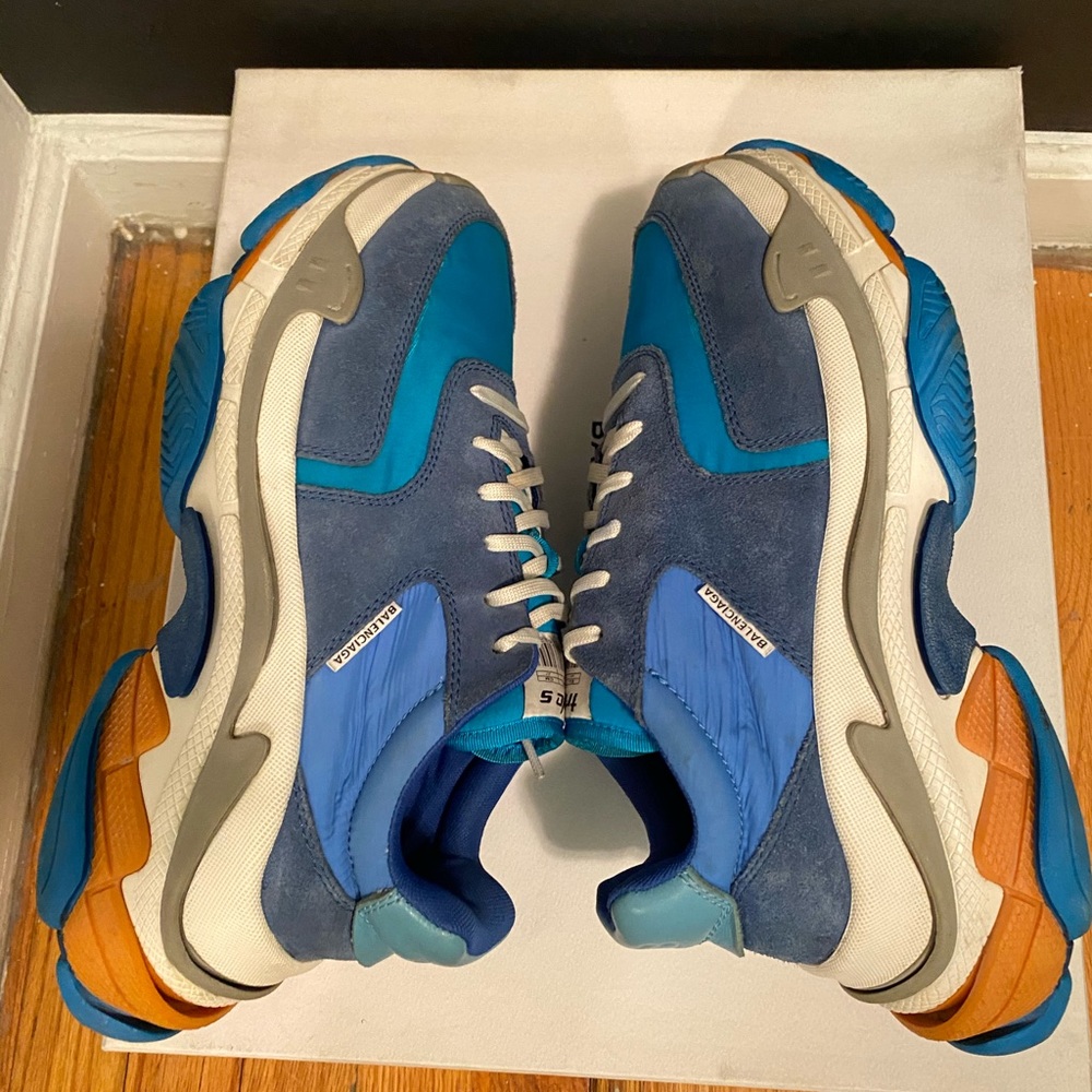 Balenciaga Triple S Men’s sneakers - Picture 5 of 11